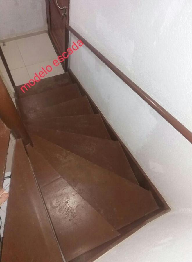Triplex No Centro Para Ate 06 Pessoas Гуарамиранга Экстерьер фото